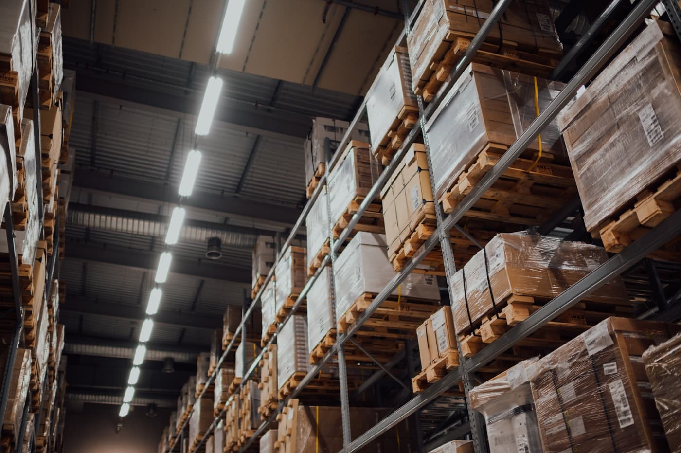 Warehouse & Distribution